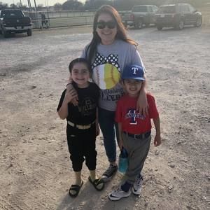 Meet your Posher, Alyssia